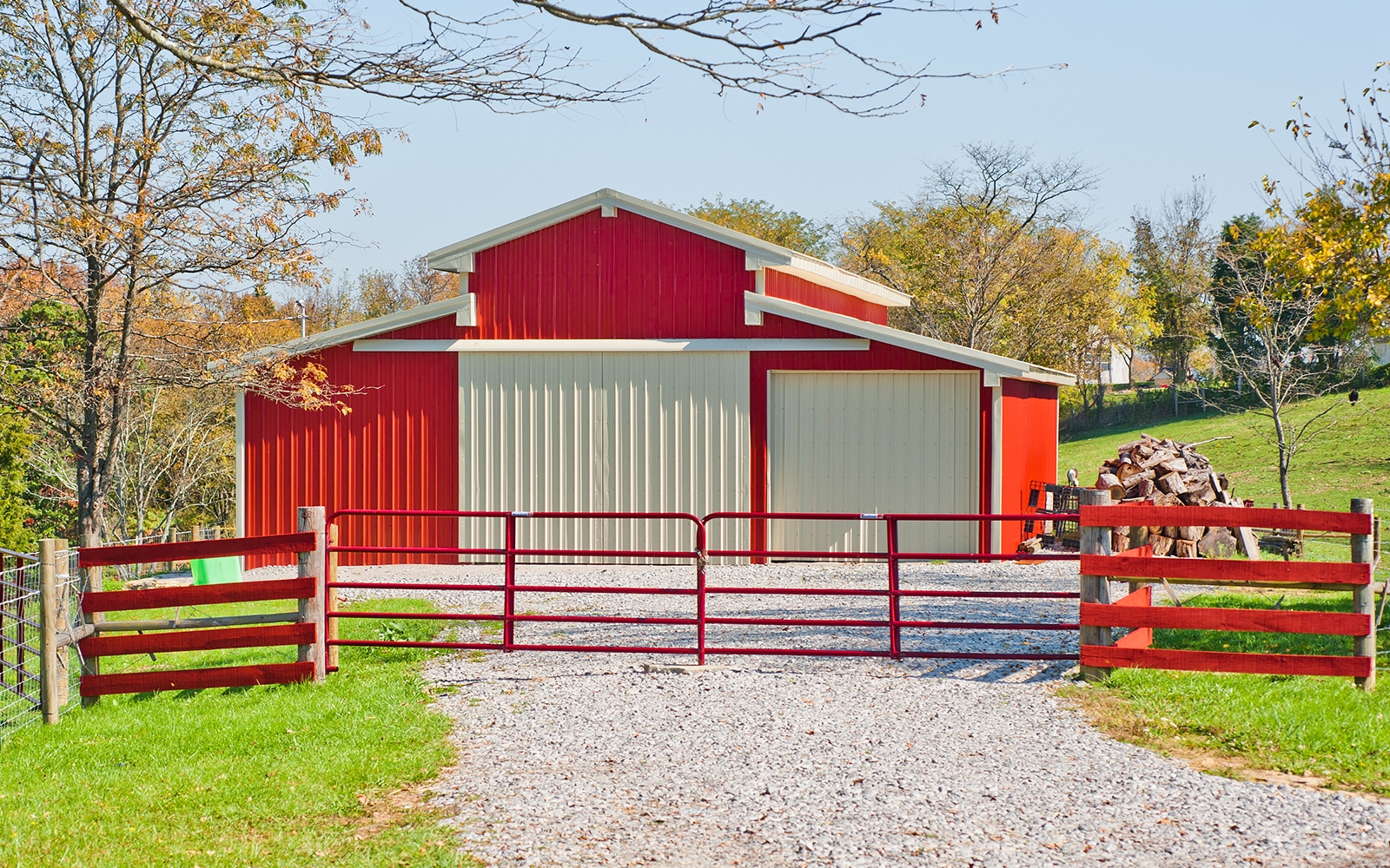 Mini Barn 1