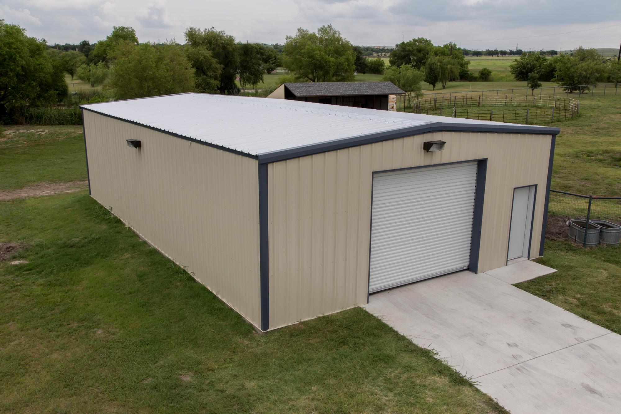 steel mini barn building